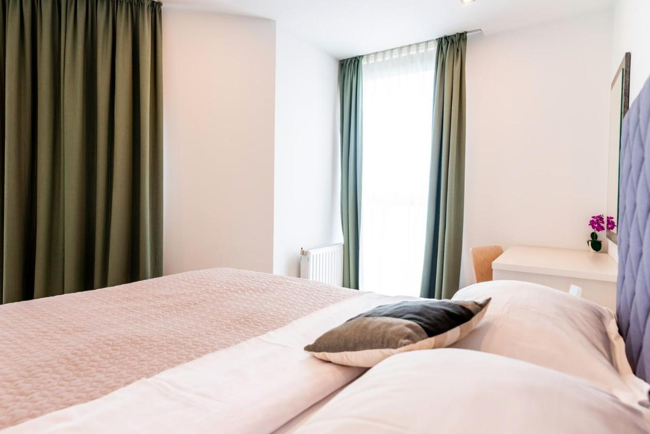 Hotel Park Superior 3* ชาโคเว็ค ภายนอก รูปภาพ