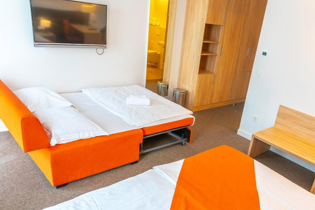 Hotel Park Superior 3* ชาโคเว็ค ภายนอก รูปภาพ