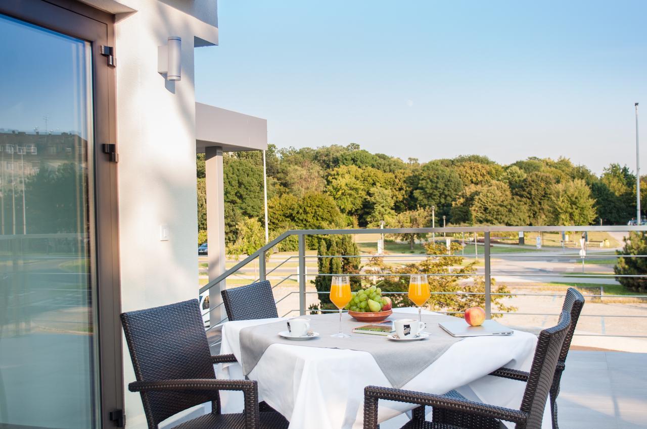 Hotel Park Superior 3* ชาโคเว็ค ภายนอก รูปภาพ